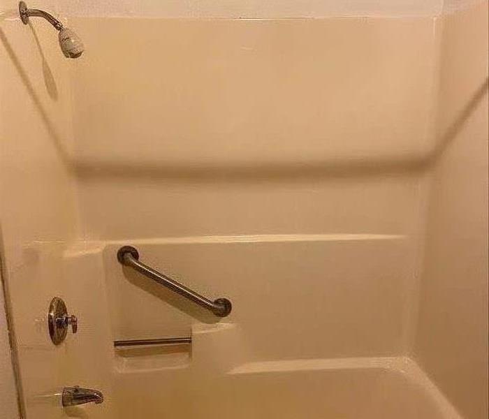 Bathroom clean from Nicotine Damage